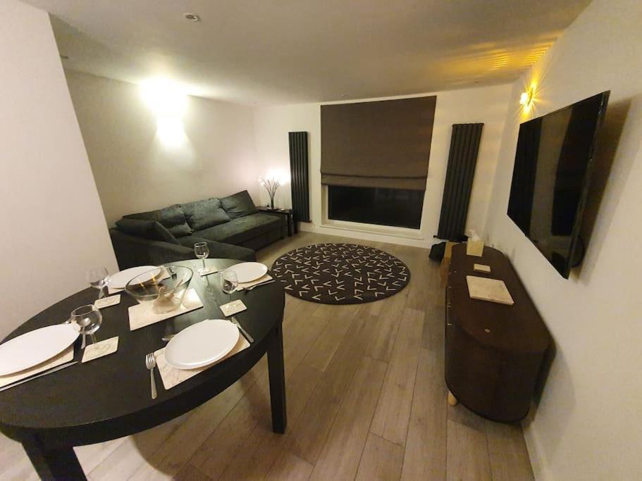 Luton Town Centre Executive Apartment المظهر الخارجي الصورة