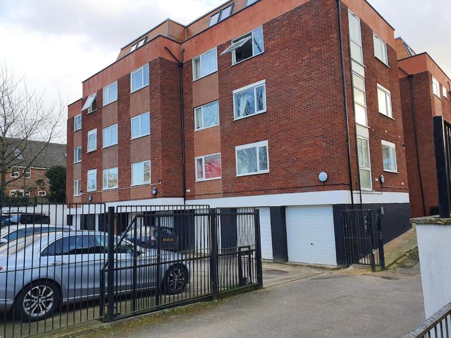 Luton Town Centre Executive Apartment المظهر الخارجي الصورة